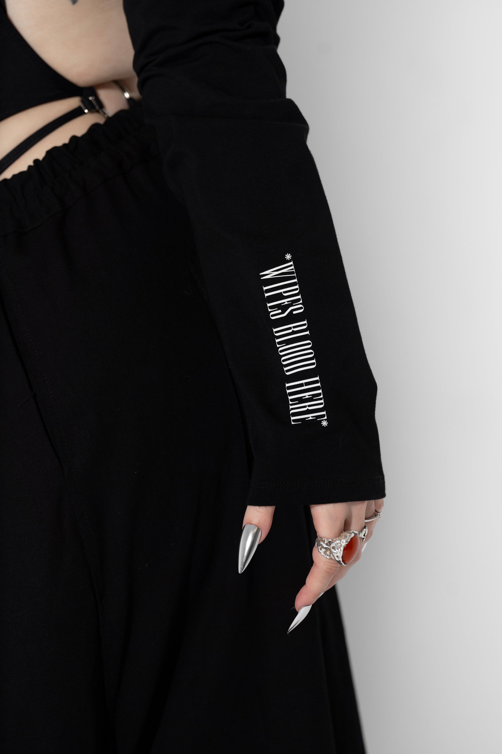 SUCK ME CROP TOP